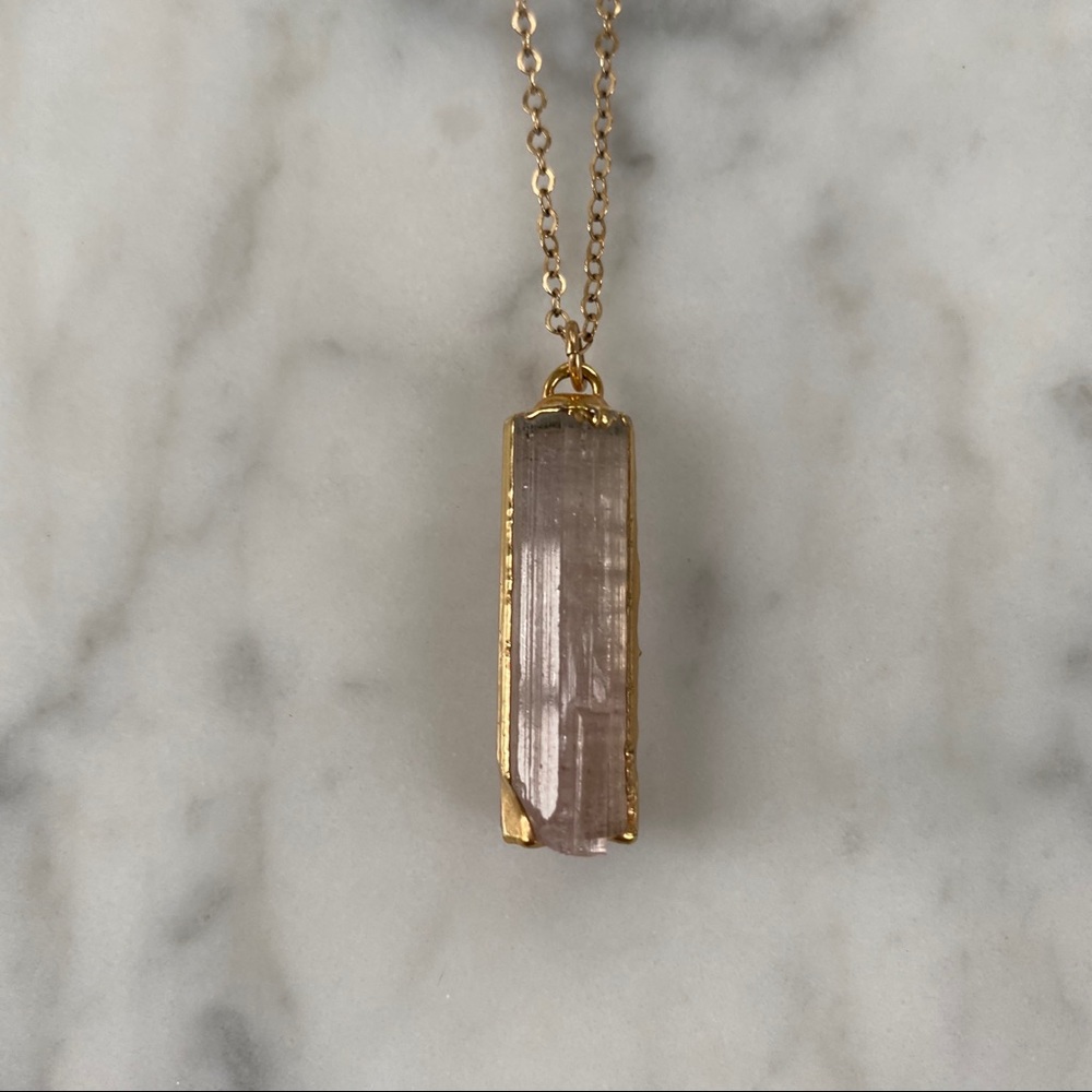 Pink gemstone gold necklace - Picture 1 of 4